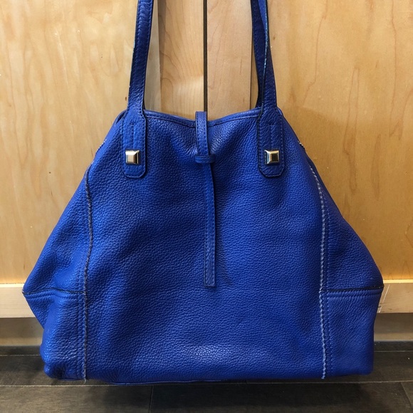 Stella & Dot Paris Market Tote - Picture 2 of 3